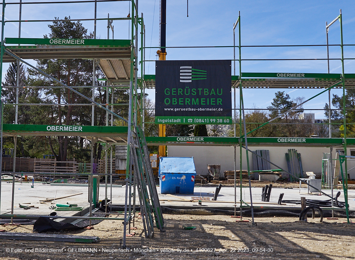 22.04.2023 - Luft- und Ebenenfotos vom Haus für Kinder in der Quiddestraße in Neuperlach